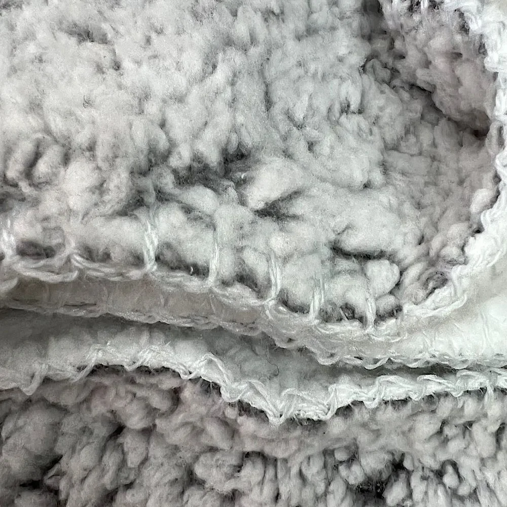 Home Collection Sherpa Throw Gray and White